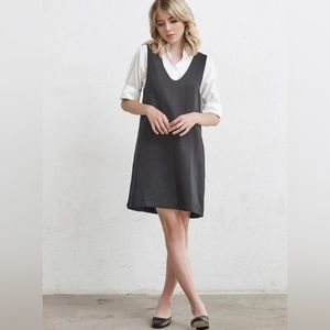 Vetta Capsule Reversible Jumper • M • Black/Chambray